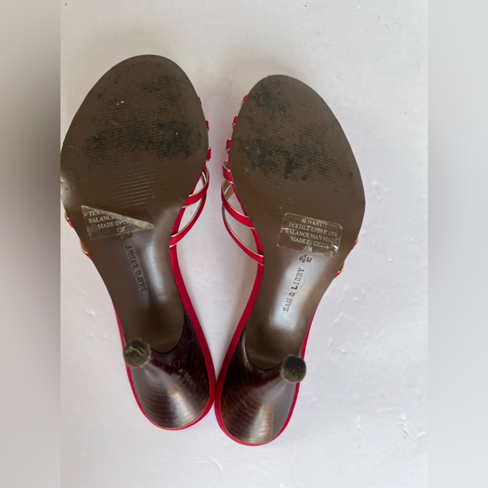 Sam & Libby Red/Gold Crisscross Christmas Holiday Strapless Heels Size 6.5 - Picture 7 of 8